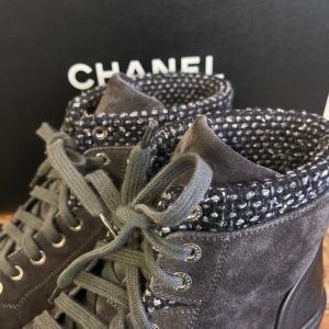Baskets montantes Chanel tweed