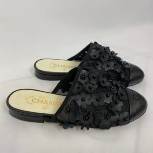 Mules sandales Camélia Chanel