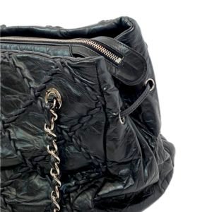 Chanel sac cabas en veau vielli noir