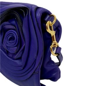 Valentino sac pochette en cuir violet motif floral