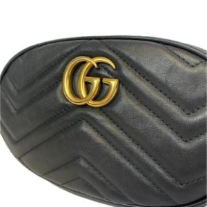 Gucci, pochette ceinture " Marmont " en cuir noir