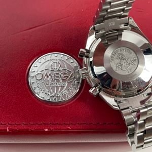 Oméga speedmaster watch montre