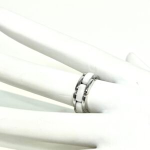 Chanel, Bague “Ultra”