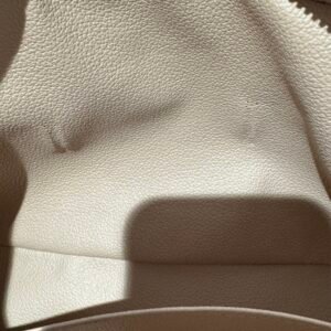 Louis Vuitton, Trousse de toilette Monogram