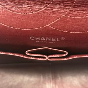 Chanel , Sac "2.55 maxi" cuir noir