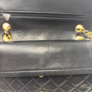 Chanel, Sac Classique Timeless vintage noir