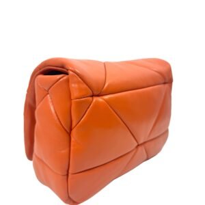 Prada, Sac en cuir orange