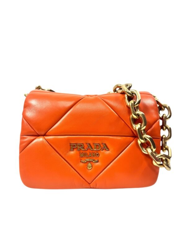 Prada, Sac en cuir orange