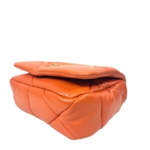 Prada, Sac en cuir orange