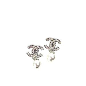 Chanel, Pendants d’oreilles