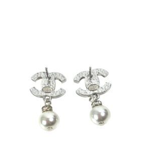 Chanel, Pendants d’oreilles