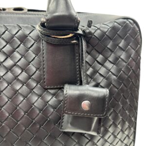 Bottega Veneta, Sac en cuir agneau.