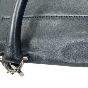 Givenchy, Sac « Shark »
