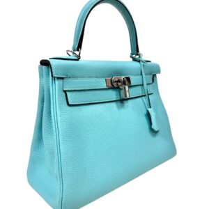 Hermès Paris made in France année 2015 Sac « Kelly Retourné » 28cm en veau Togo atoll