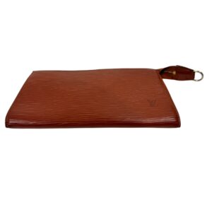 Louis Vuitton, Pochette en cuir épi.