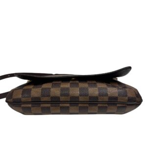 Louis Vuitton, Sac à l'épaule en damier ébène