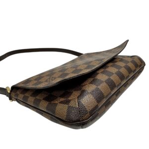 Louis Vuitton, Sac à l'épaule en damier ébène
