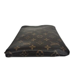 Louis Vuitton, Pochette Monogram.