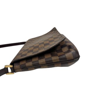 Louis Vuitton, Sac à l'épaule en damier ébène