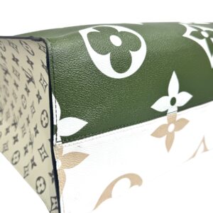 Louis Vuitton, Sac « OnTheGo » GM Monogram Giant multicolore