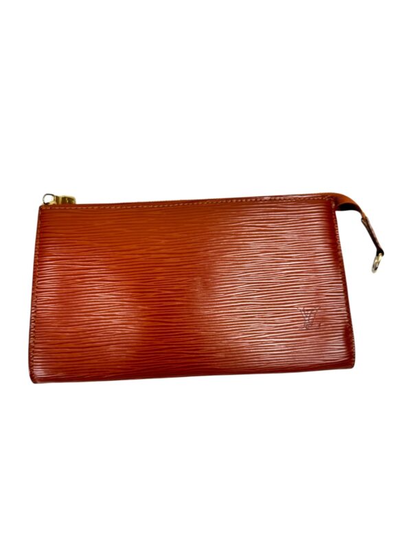 Louis Vuitton, Pochette en cuir épi.