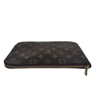 Louis Vuitton, Pochette Monogram.