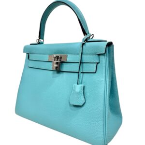 Hermès Paris made in France année 2015 Sac « Kelly Retourné » 28cm en veau Togo atoll