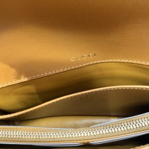 Gucci Sac « Horsebit » en agneau velours sable et mouton ivoire