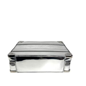 Sac « Handle Trunk » en cuir verni miroir Monogram argenté
