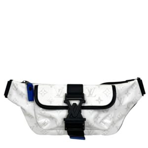 Louis Vuitton année 2023 Pochette ceinture « Slope » en toile Monogram white snow