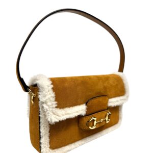 Gucci Sac « Horsebit » en agneau velours sable et mouton ivoire