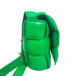 Bottega Veneta Sac « Cassette » en cuir entrelacé vert