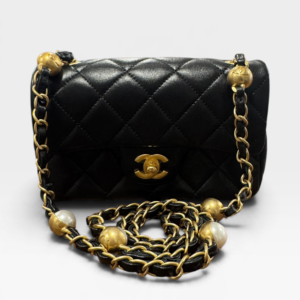 Chanel, Sac « Classique » 20cm perlé