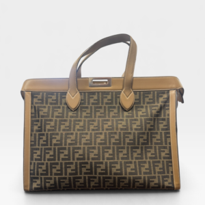 Fendi, Sac de voyage "Peekaboo"